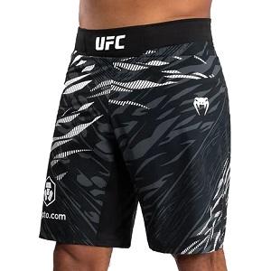 UFC Fusion by Venum Authentic Fight Night Shorts da Lotta per Uomo / Fit Largo / Nero / XL
